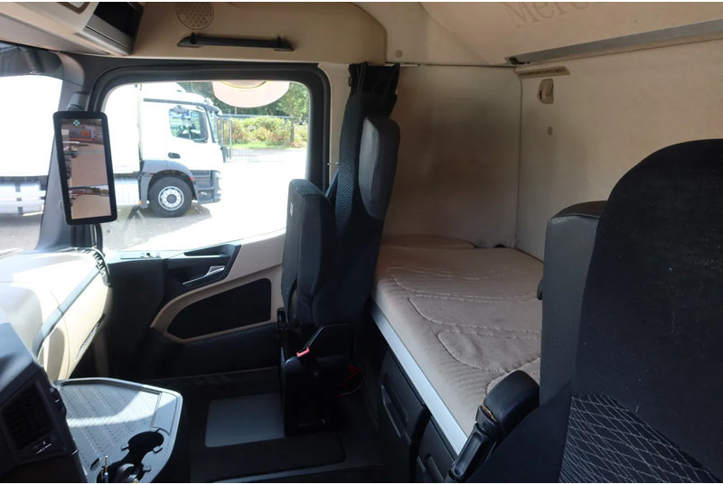 Mercedes-Benz Actros - Truk sasis: gambar 5 Mercedes-Benz Actros - Truk sasis: gambar 5