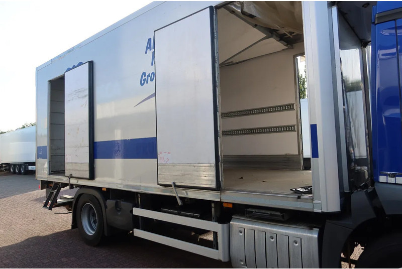 Mercedes-Benz Antos 1932 L Carrier Supra Bi-Temp Trenn-Wand - Truk berpendingin: gambar 3 Mercedes-Benz Antos 1932 L Carrier Supra Bi-Temp Trenn-Wand - Truk berpendingin: gambar 3