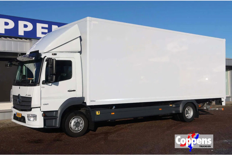 Mercedes-Benz Atego 1321L Bakwagen Laadklep 2000kg / 3 Stoelen!! - Truk box: gambar 1 Mercedes-Benz Atego 1321L Bakwagen Laadklep 2000kg / 3 Stoelen!! - Truk box: gambar 1