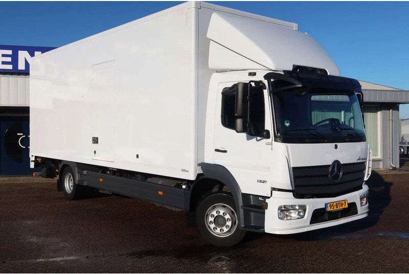 Mercedes-Benz Atego 1321L Bakwagen Laadklep 2000kg / 3 Stoelen!! - Truk box: gambar 2 Mercedes-Benz Atego 1321L Bakwagen Laadklep 2000kg / 3 Stoelen!! - Truk box: gambar 2