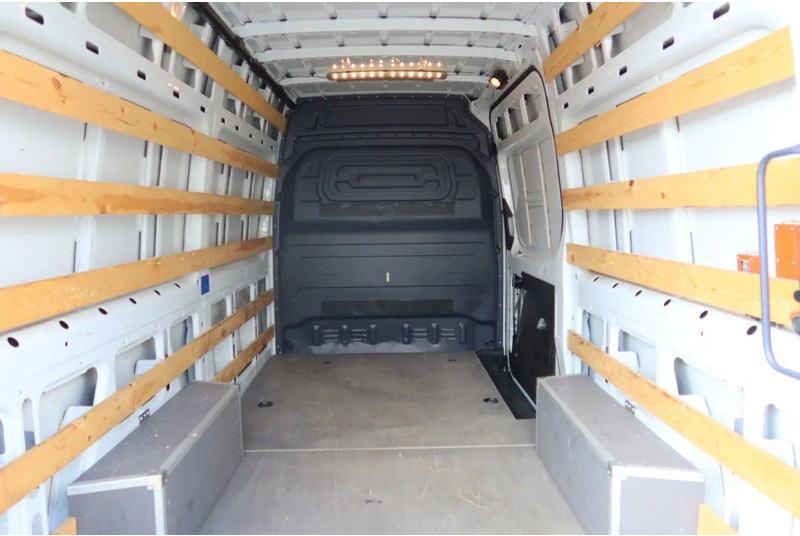 Mercedes-Benz Sprinter 316 L2/H2 Klep - Van panel: gambar 4 Mercedes-Benz Sprinter 316 L2/H2 Klep - Van panel: gambar 4