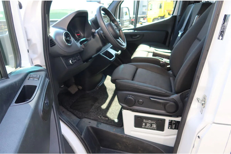 Mercedes-Benz Sprinter 515 CDI - Van box: gambar 5 Mercedes-Benz Sprinter 515 CDI - Van box: gambar 5