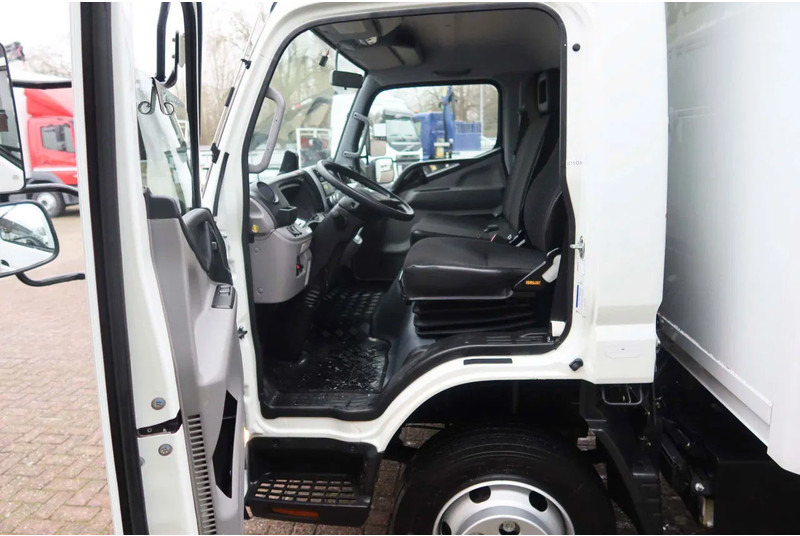 Mitsubishi Canter 7C18 Bakwagen + Laadklep - Truk box: gambar 5 Mitsubishi Canter 7C18 Bakwagen + Laadklep - Truk box: gambar 5