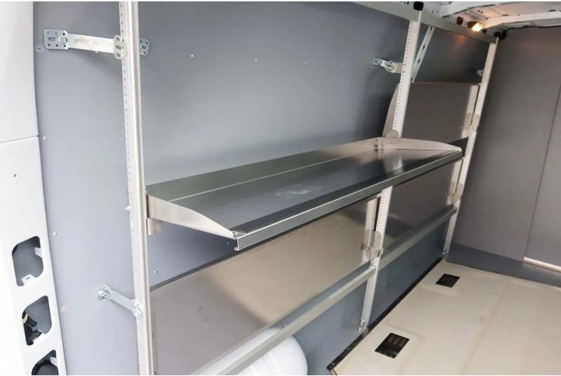 Renault Master L3/H2 Gesloten Bestelwagen BPM vrij, POST UITVOERING - Van panel: gambar 4 Renault Master L3/H2 Gesloten Bestelwagen BPM vrij, POST UITVOERING - Van panel: gambar 4