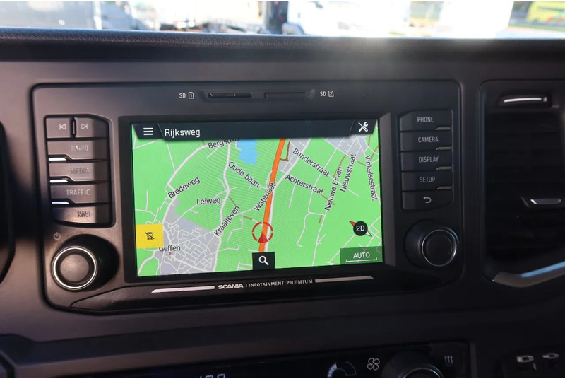 Truk dengan terpal samping Scania G450 6x2 Huif. Schuifdak: gambar 13