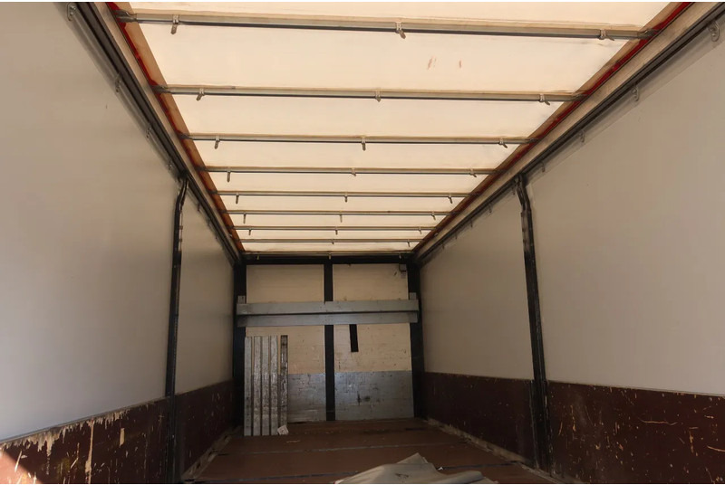 Scania G450 6x2 Huif. Schuifdak - Truk dengan terpal samping: gambar 4 Scania G450 6x2 Huif. Schuifdak - Truk dengan terpal samping: gambar 4