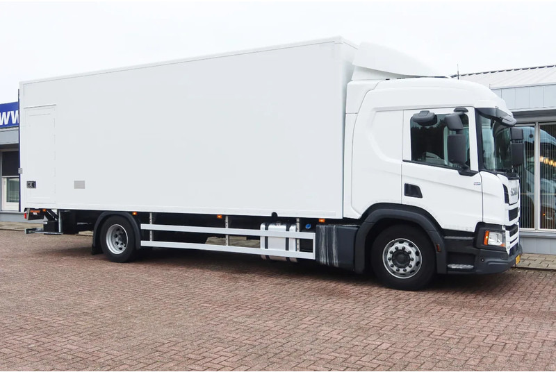 Scania P250 Bak+Dhollandia 2.000 kg 4x2 6 Cilinder - Truk box: gambar 3 Scania P250 Bak+Dhollandia 2.000 kg 4x2 6 Cilinder - Truk box: gambar 3