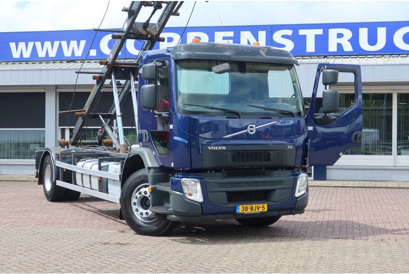 Volvo FE 280 Container / Kabelsysteem H.T.S Kabel, 15 ton, 575 cm 6 Cilinder - Truk pembawa sistem kabel: gambar 2 Volvo FE 280 Container / Kabelsysteem H.T.S Kabel, 15 ton, 575 cm 6 Cilinder - Truk pembawa sistem kabel: gambar 2
