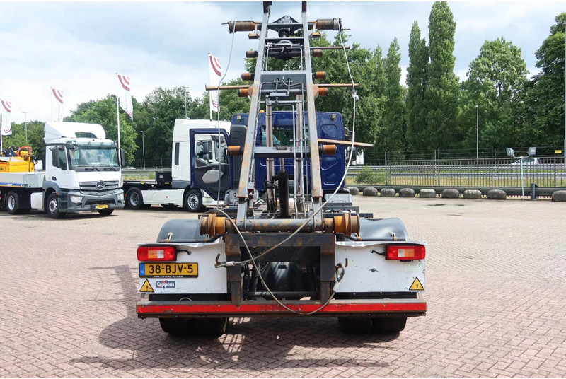 Volvo FE 280 Container / Kabelsysteem H.T.S Kabel, 15 ton, 575 cm 6 Cilinder - Truk pembawa sistem kabel: gambar 3 Volvo FE 280 Container / Kabelsysteem H.T.S Kabel, 15 ton, 575 cm 6 Cilinder - Truk pembawa sistem kabel: gambar 3