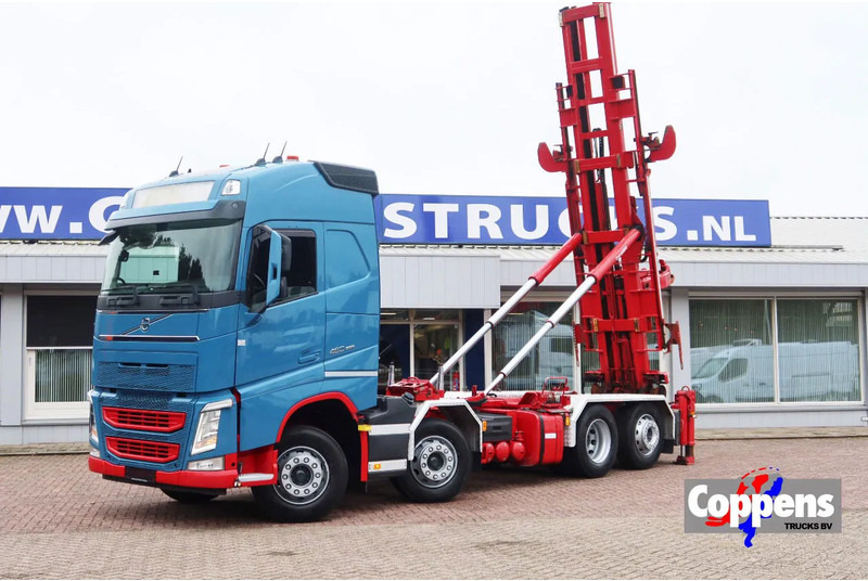 Volvo FH 460 Hooklift 8x2 Haakarm. 3x Steering axle - Truk pembawa sistem kabel: gambar 1 Volvo FH 460 Hooklift 8x2 Haakarm. 3x Steering axle - Truk pembawa sistem kabel: gambar 1