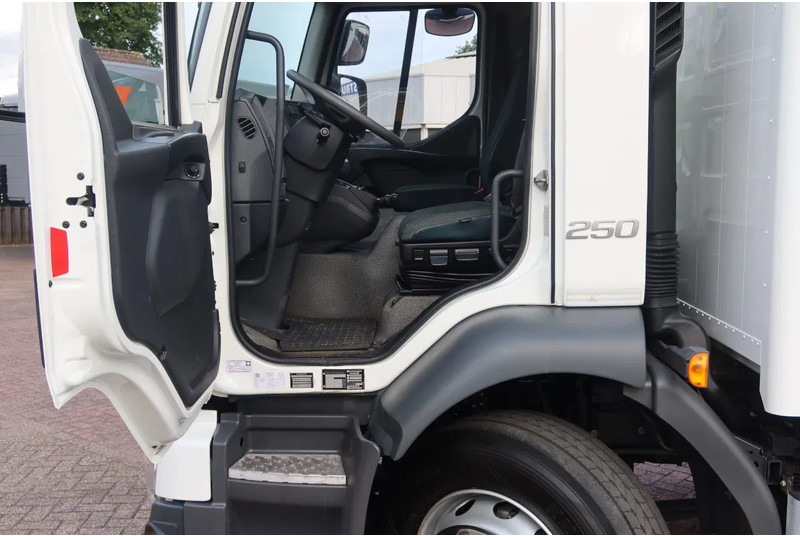 Volvo FL Bak + Dhollandia klep 2000 Kg - Truk box: gambar 4 Volvo FL Bak + Dhollandia klep 2000 Kg - Truk box: gambar 4