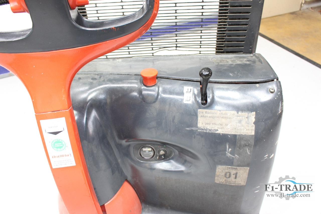 Linde L 12 - Penumpuk: gambar 3 Linde L 12 - Penumpuk: gambar 3