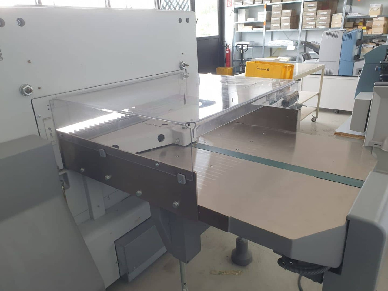 Polar 92 XT - Mesin potong kertas: gambar 5 Polar 92 XT - Mesin potong kertas: gambar 5