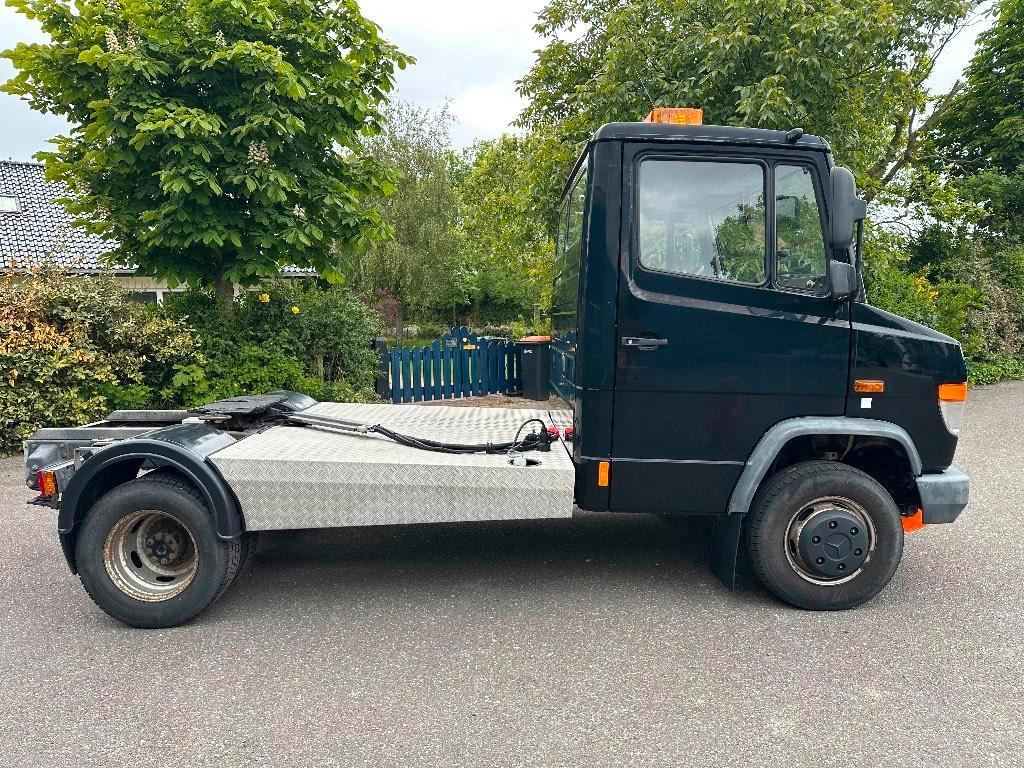 Mercedes-Benz 614 (bj 2005) - Tractor head: gambar 2 Mercedes-Benz 614 (bj 2005) - Tractor head: gambar 2