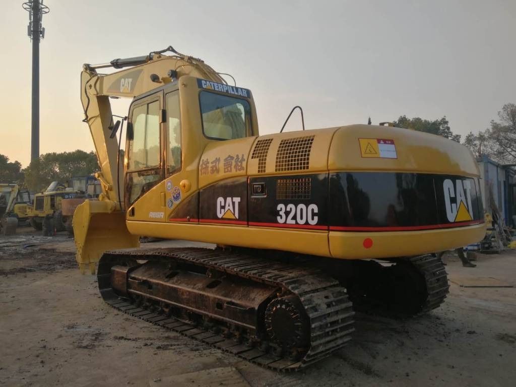 CAT 320C - Ekskavator perayap: gambar 5 CAT 320C - Ekskavator perayap: gambar 5