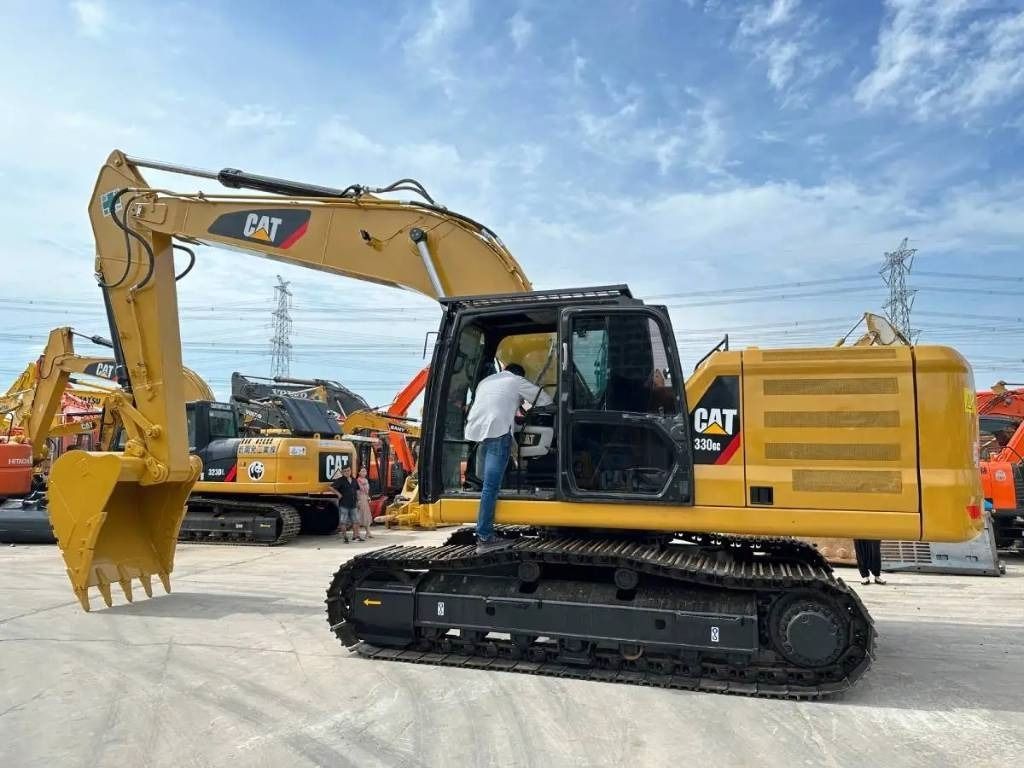 Ekskavator perayap CAT 330GC: gambar 7