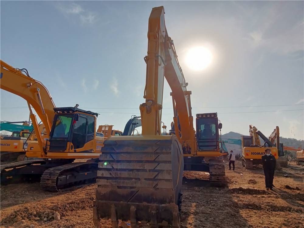 Komatsu PC350-7 - Ekskavator perayap: gambar 2 Komatsu PC350-7 - Ekskavator perayap: gambar 2
