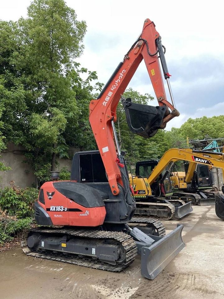 Kubota KX183-3 - Ekskavator mini: gambar 5 Kubota KX183-3 - Ekskavator mini: gambar 5