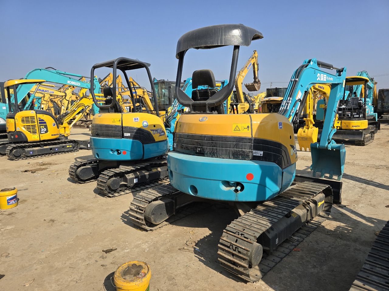 Ekskavator mini Kubota U35: gambar 14