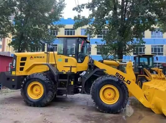 SDLG LG956F - Wheel loader: gambar 2 SDLG LG956F - Wheel loader: gambar 2