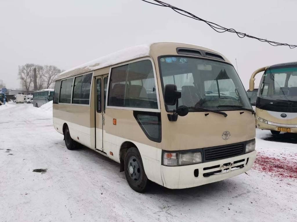 Toyota Coaster Bus - Bus mini, Van penumpang: gambar 5 Toyota Coaster Bus - Bus mini, Van penumpang: gambar 5