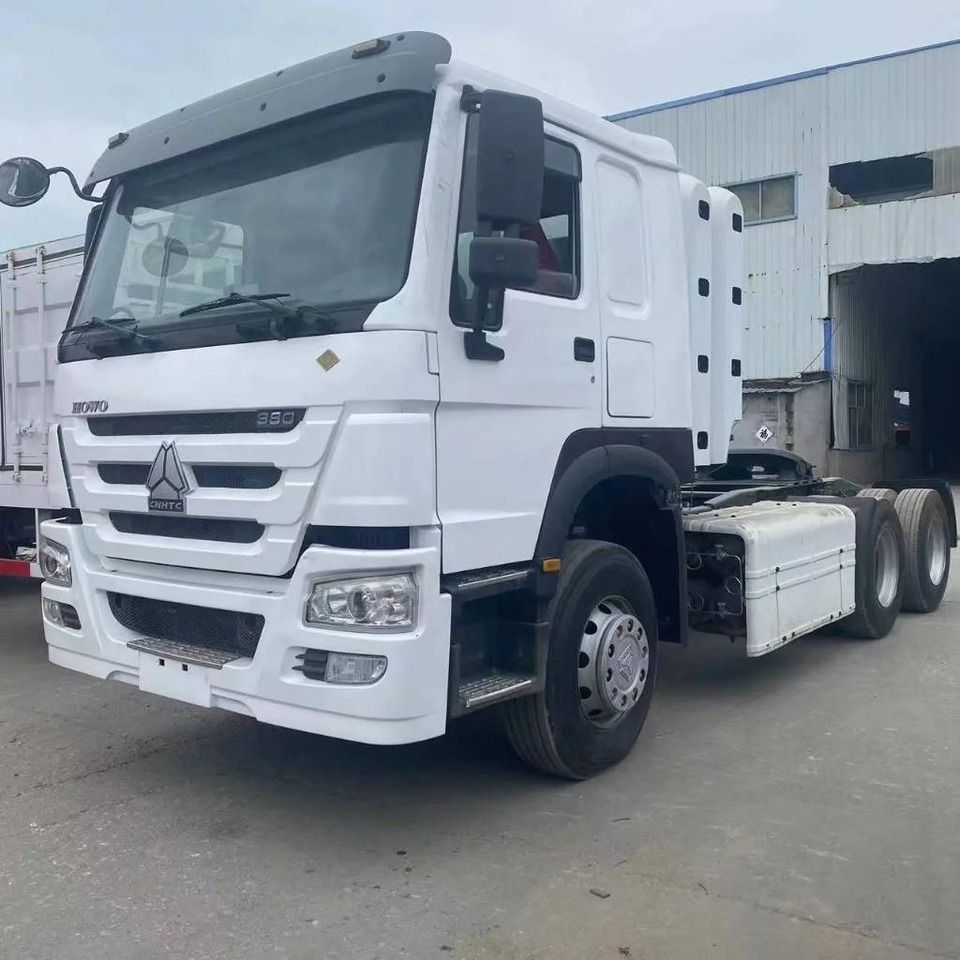 Howo 380 6x4 - Tractor head: gambar 1 Howo 380 6x4 - Tractor head: gambar 1