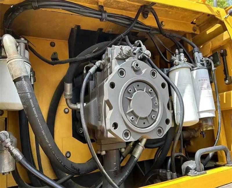 Volvo EC480D - Ekskavator perayap: gambar 5 Volvo EC480D - Ekskavator perayap: gambar 5