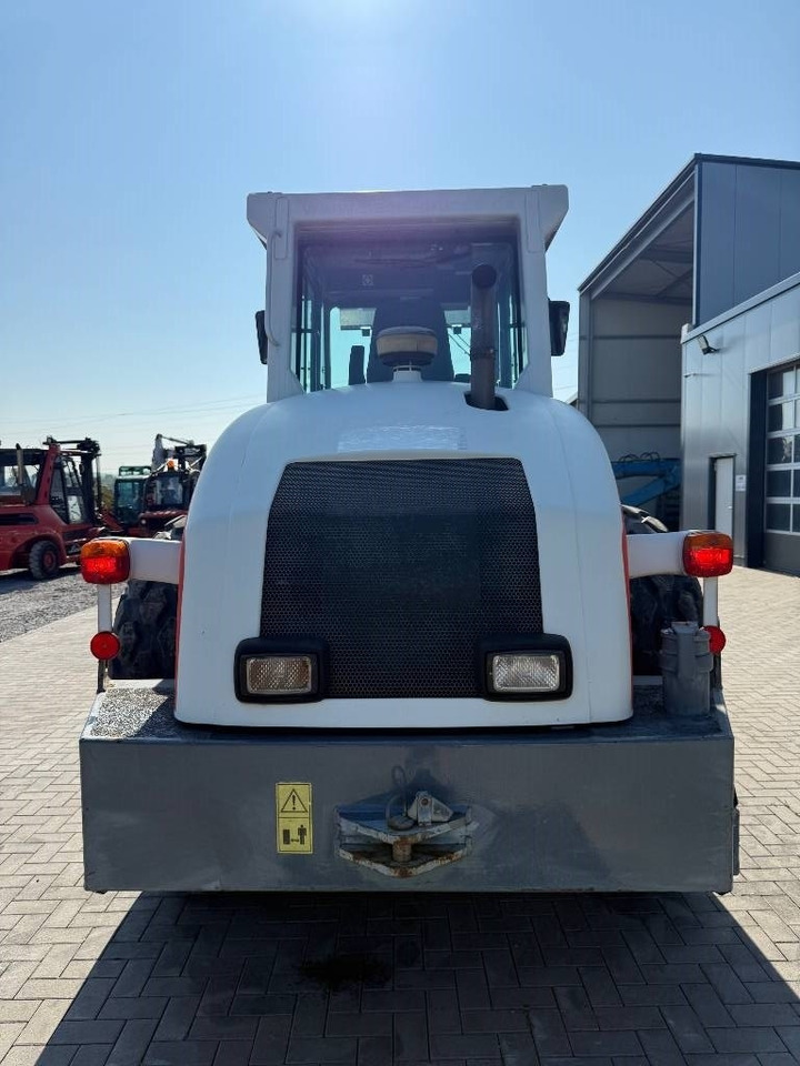 Ammann ASC 110 - Pemadat: gambar 4 Ammann ASC 110 - Pemadat: gambar 4