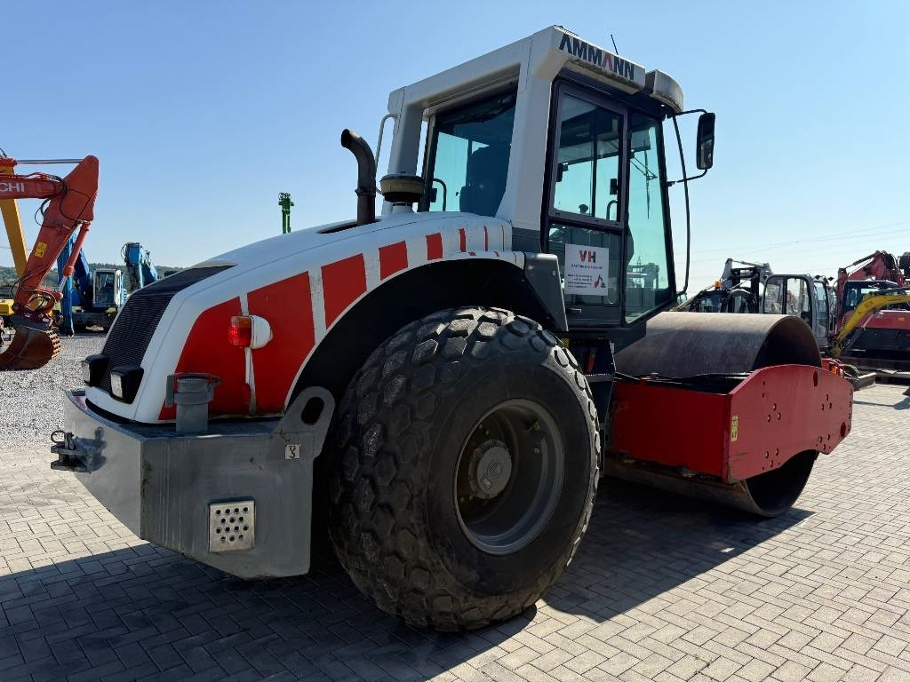 Ammann ASC 110 - Pemadat: gambar 5 Ammann ASC 110 - Pemadat: gambar 5