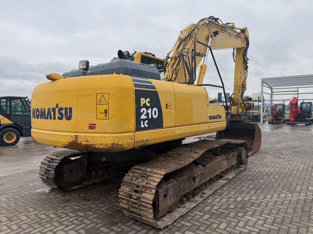 Komatsu PC 210 LC-8 - Ekskavator perayap: gambar 5 Komatsu PC 210 LC-8 - Ekskavator perayap: gambar 5