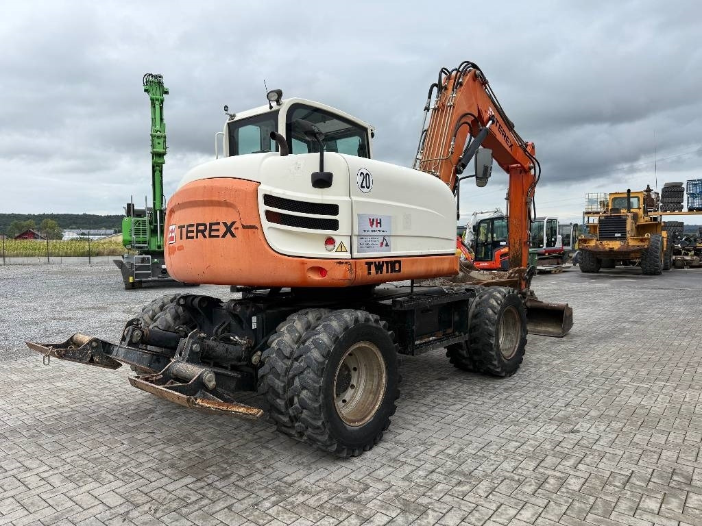 Terex TW 110 - Ekskavator roda: gambar 5 Terex TW 110 - Ekskavator roda: gambar 5