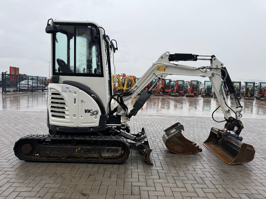 Yanmar Vio 23 - Ekskavator mini: gambar 5 Yanmar Vio 23 - Ekskavator mini: gambar 5