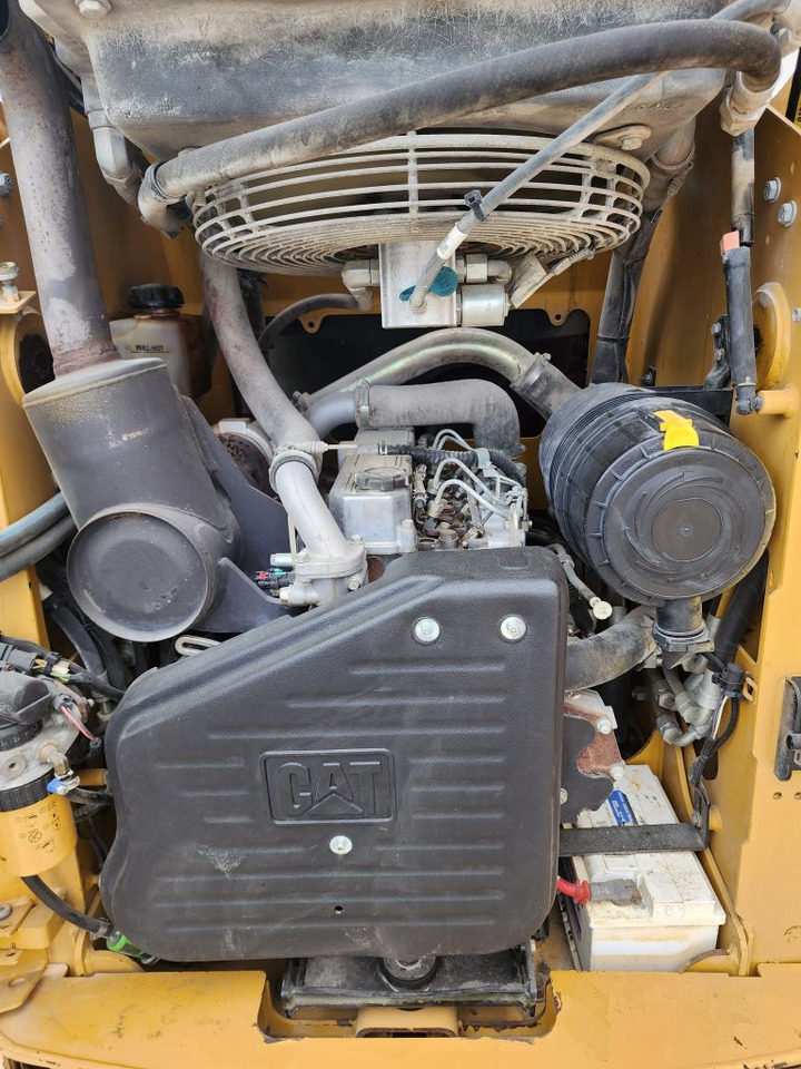 CAT 259B - Skid steer: gambar 4 CAT 259B - Skid steer: gambar 4