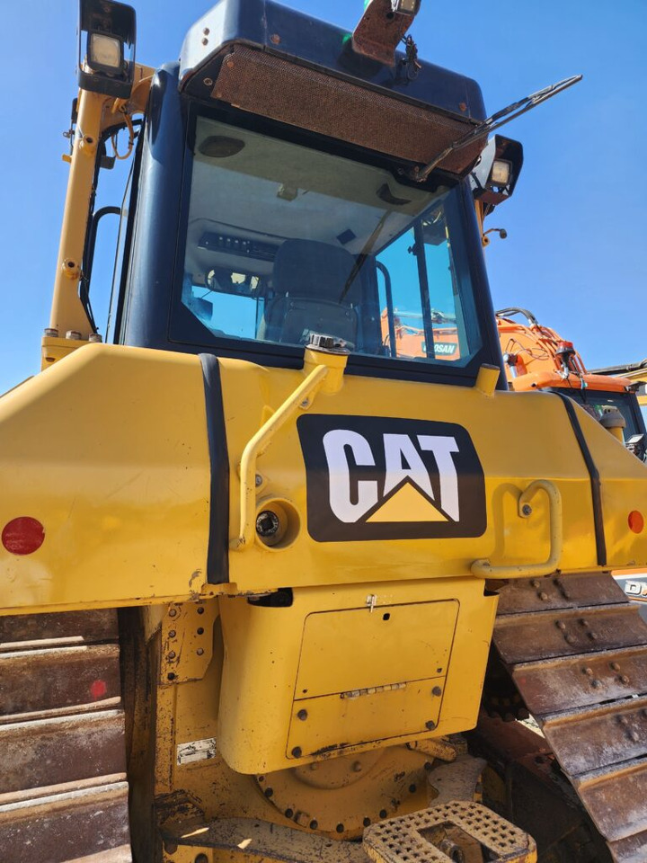 CAT D6N LGP - Bulldozer: gambar 4 CAT D6N LGP - Bulldozer: gambar 4