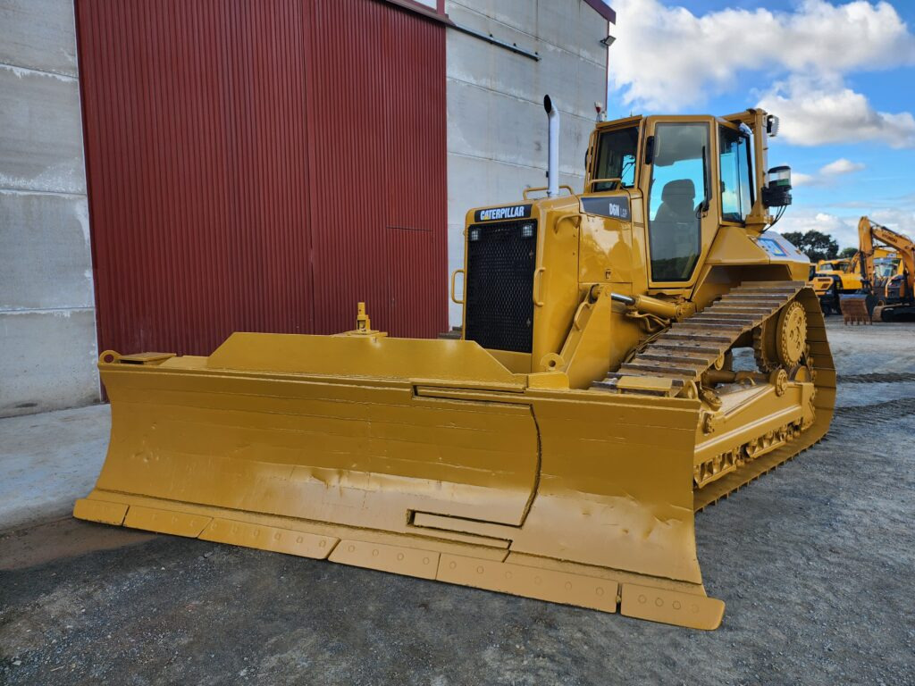 CAT D6N LGP - Bulldozer: gambar 2 CAT D6N LGP - Bulldozer: gambar 2