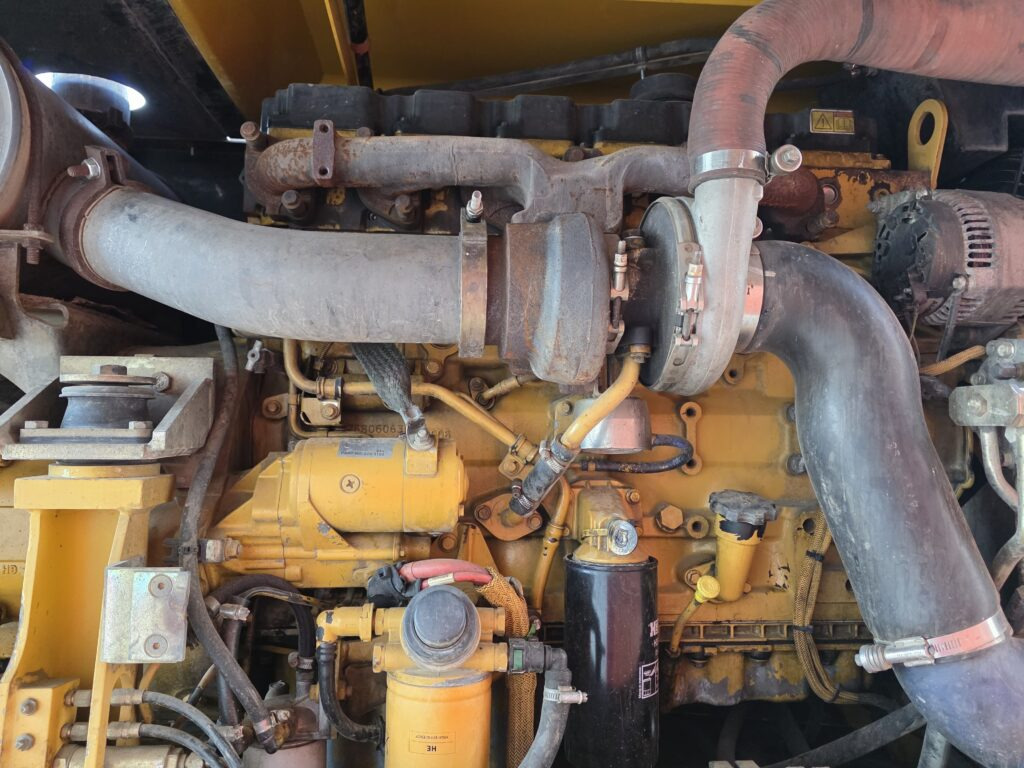 CAT M318D - Ekskavator roda: gambar 5 CAT M318D - Ekskavator roda: gambar 5