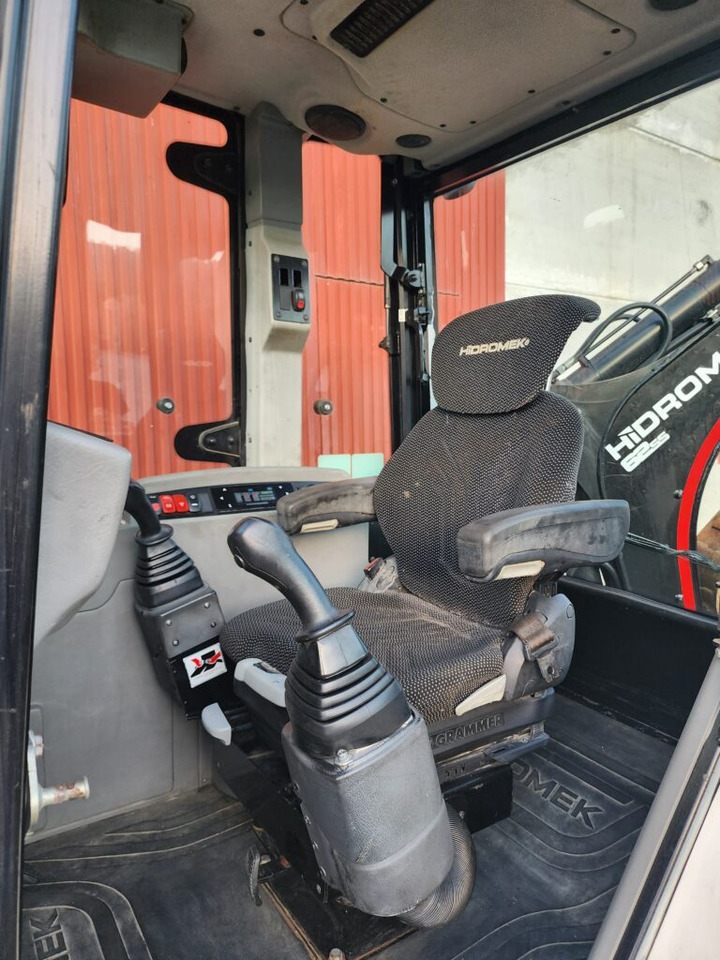 HIDROMEK HMK62SS - Backhoe loader: gambar 5 HIDROMEK HMK62SS - Backhoe loader: gambar 5