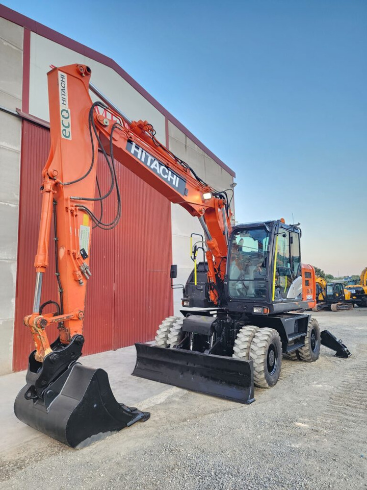 HITACHI ZX145W-6 - Ekskavator roda: gambar 3 HITACHI ZX145W-6 - Ekskavator roda: gambar 3