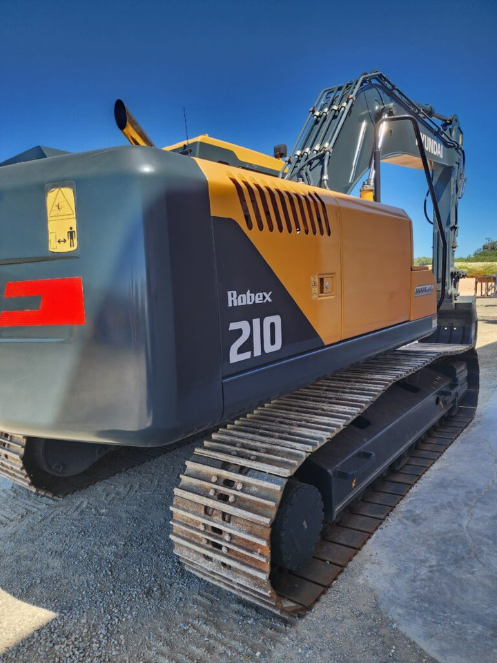 HYUNDAI R210 NUEVA - Ekskavator perayap: gambar 4 HYUNDAI R210 NUEVA - Ekskavator perayap: gambar 4