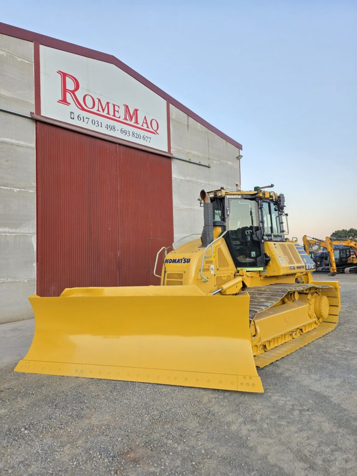 KOMATSU D61PXI-24 - Bulldozer: gambar 3 KOMATSU D61PXI-24 - Bulldozer: gambar 3