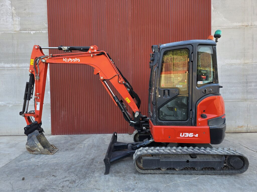 KUBOTA U36-4 - Ekskavator mini: gambar 1 KUBOTA U36-4 - Ekskavator mini: gambar 1