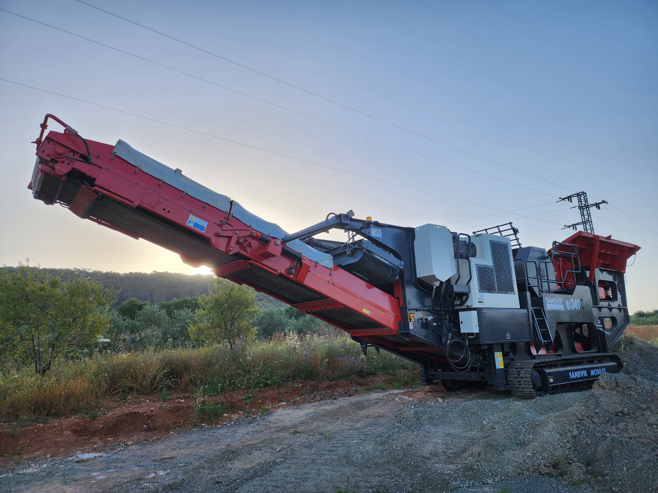 SANDVIK QJ341 - Penghancur rahang: gambar 1 SANDVIK QJ341 - Penghancur rahang: gambar 1