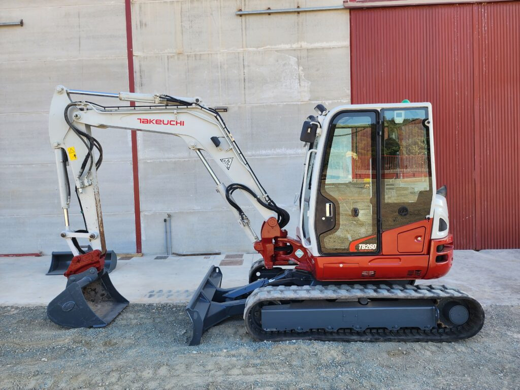 TAKEUCHI TB260 - Ekskavator mini: gambar 1 TAKEUCHI TB260 - Ekskavator mini: gambar 1