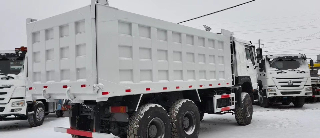 6X6 HOWO SINOTRUCK 371HP/375HP/420HP - Truk jungkit: gambar 2 6X6 HOWO SINOTRUCK 371HP/375HP/420HP - Truk jungkit: gambar 2
