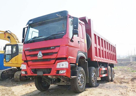 HOWO SINOTRUCK 8X4 DUMP TRUCK DUMPER LORRY 371 2020 - Truk jungkit: gambar 1 HOWO SINOTRUCK 8X4 DUMP TRUCK DUMPER LORRY 371 2020 - Truk jungkit: gambar 1