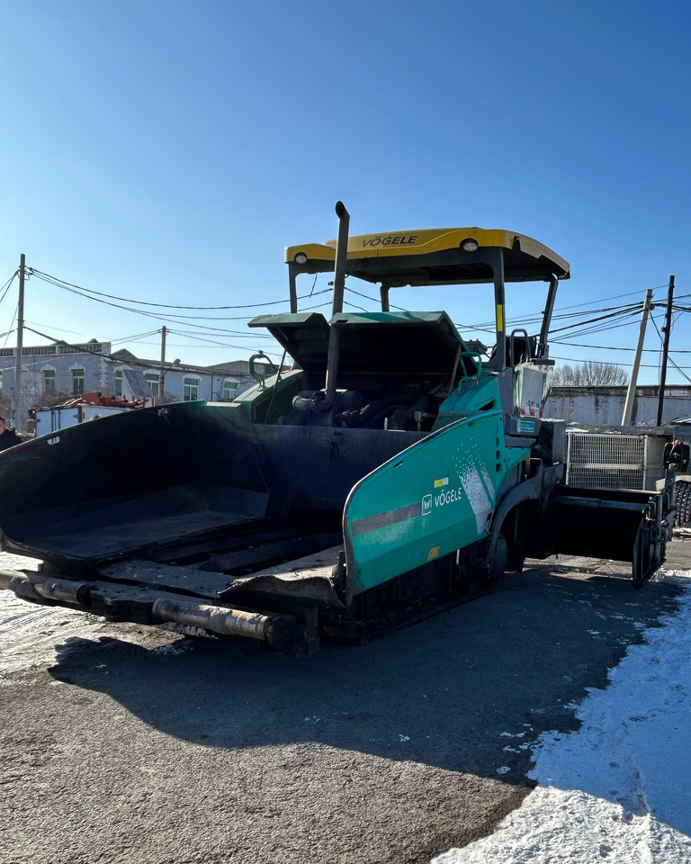 VOGELE SUPER 1600-3 - Paver aspal: gambar 1 VOGELE SUPER 1600-3 - Paver aspal: gambar 1