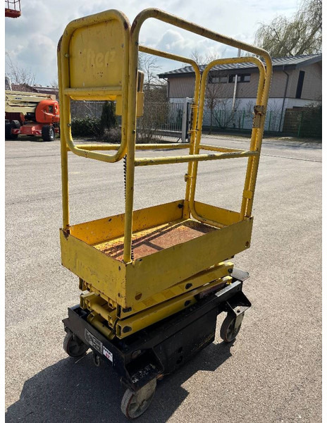 Boss 4,55m Arbeitsbühne Personenlift, BJ 2009 - Scissor lifts: gambar 3 Boss 4,55m Arbeitsbühne Personenlift, BJ 2009 - Scissor lifts: gambar 3
