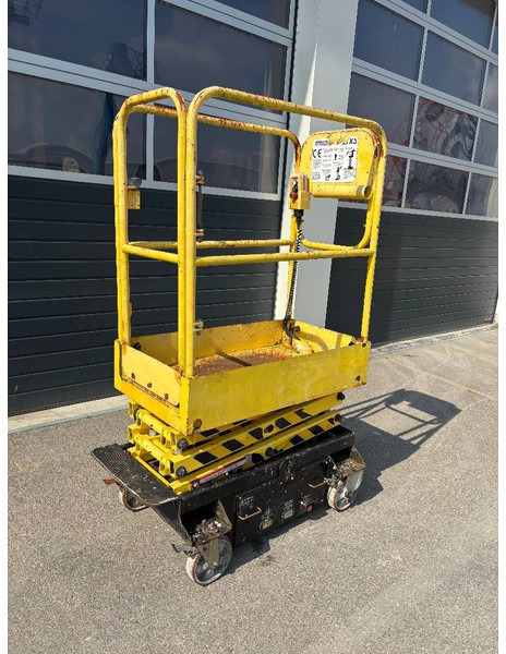 Boss 4,55m Arbeitsbühne Personenlift, BJ 2009 - Scissor lifts: gambar 5 Boss 4,55m Arbeitsbühne Personenlift, BJ 2009 - Scissor lifts: gambar 5