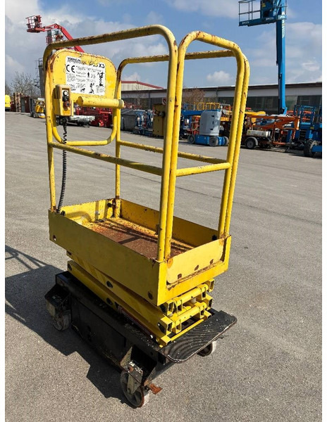 Boss 4,55m Arbeitsbühne Personenlift, BJ 2009 - Scissor lifts: gambar 4 Boss 4,55m Arbeitsbühne Personenlift, BJ 2009 - Scissor lifts: gambar 4