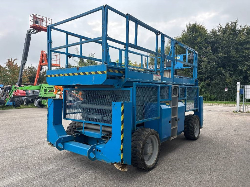 Genie GS 4390 RT 15,11m Diesel Scherenarbeitsbühne - Scissor lifts: gambar 3 Genie GS 4390 RT 15,11m Diesel Scherenarbeitsbühne - Scissor lifts: gambar 3